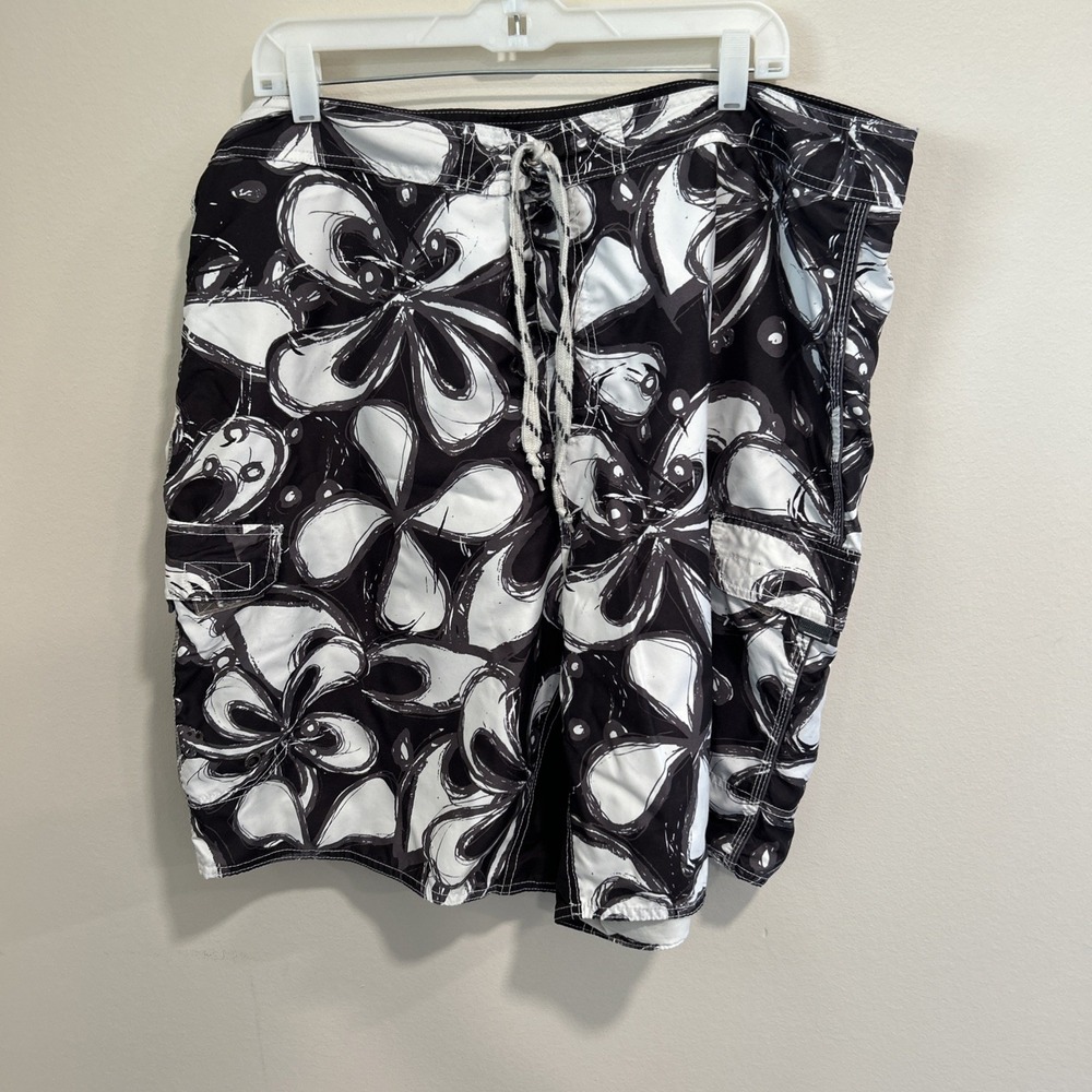 Old‎ Navy XXL Brown Men's Floral Swim Shorts